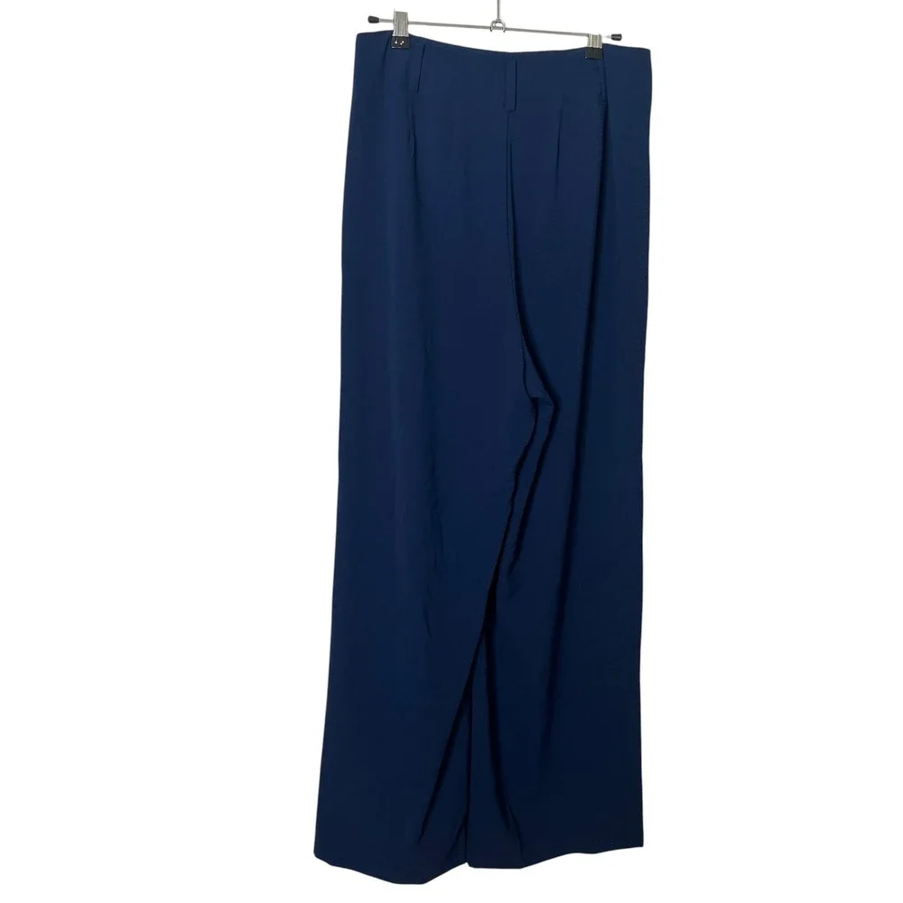 Universal Standard elegant navy